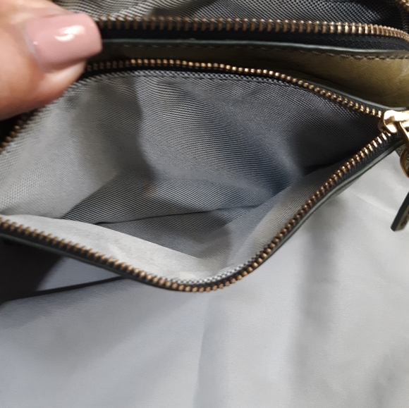 COPY - Fossil leather crossbody - Picture 11 of 16